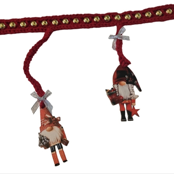 Hand Crafted Gold Beaded Garland Red Crochet Handmade Holiday Gnome decor 6-Feet - Picture 7 of 17